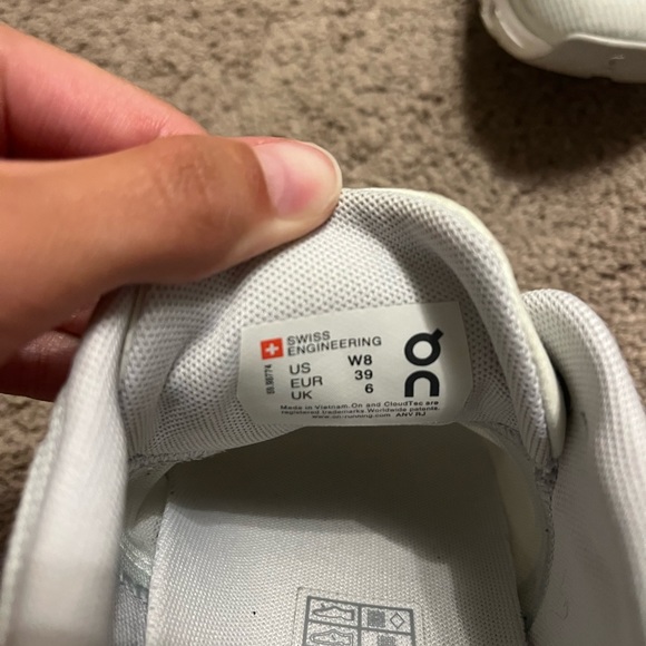 white on clouds - Picture 5 of 6